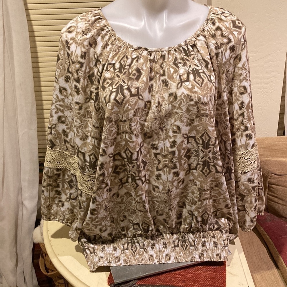 NWOT JM Collection blousy top XL lace detailing on sleeve elastic waist - Picture 3 of 11